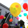 愛を誓うバルーンリリース