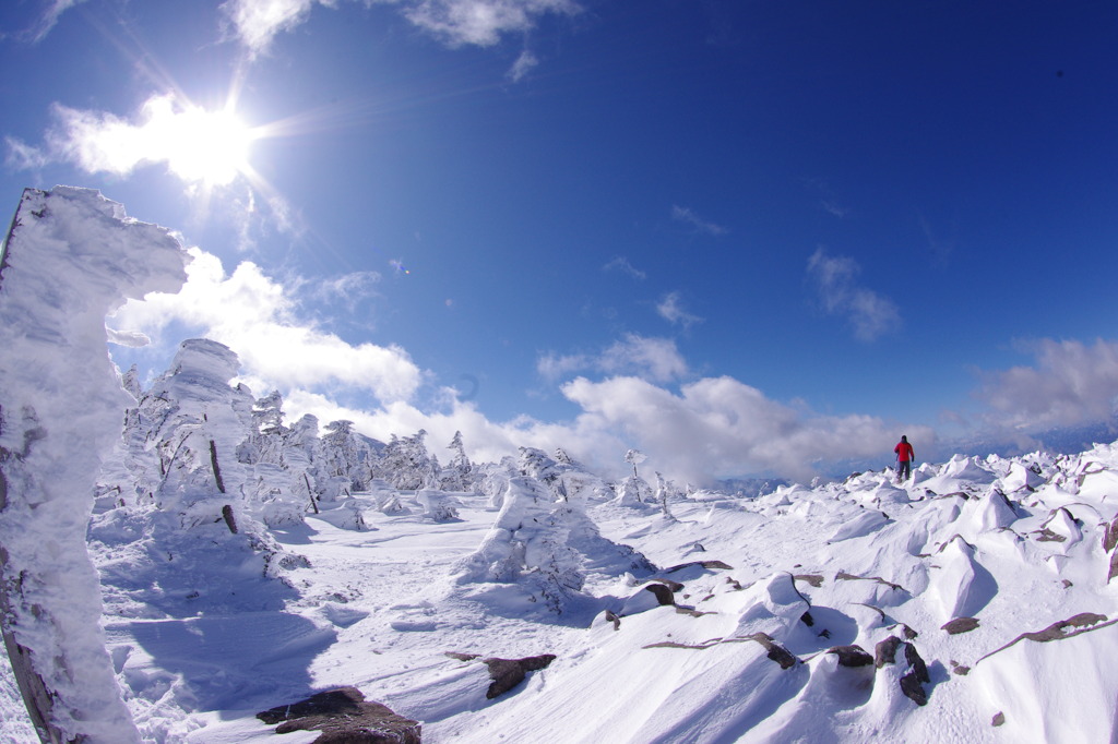 SNOW-WORLD 6