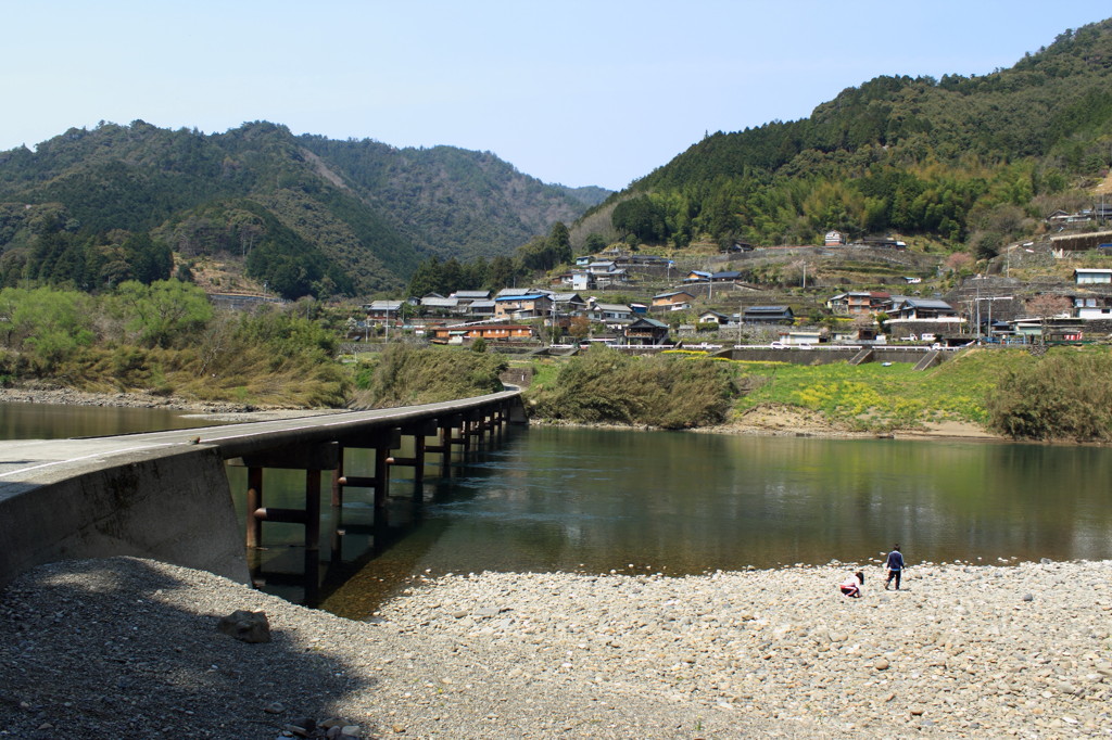 岩間沈下橋