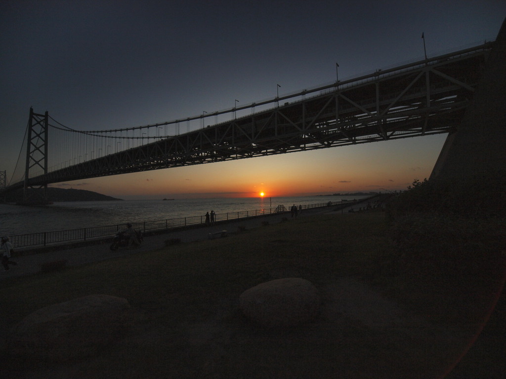 夕日　in   明石海峡大橋