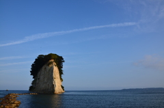 海に浮かぶアイロン