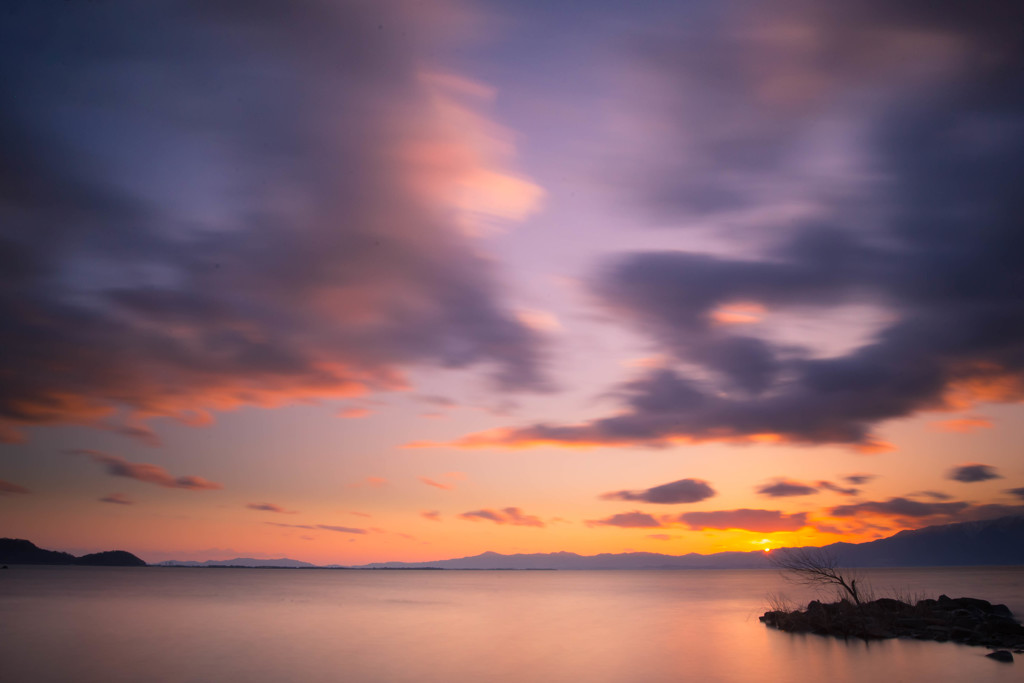 琵琶湖の夕焼け