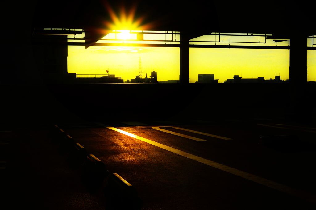 夕日～ 駐車場