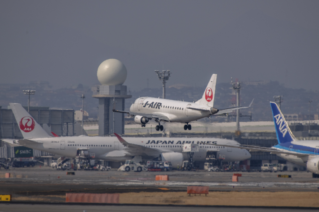 J-AIR.
