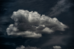 ☁..