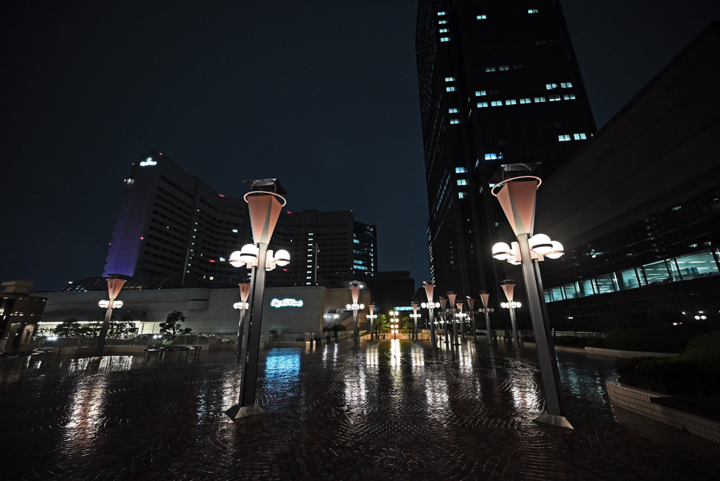 雨⋆夜⋆ビル