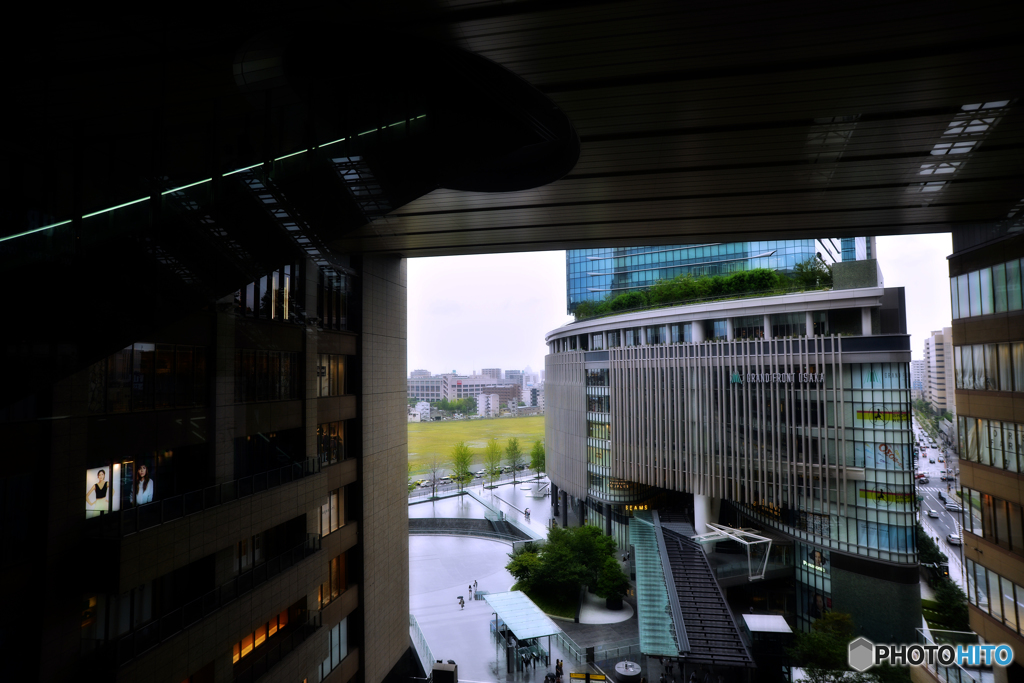 大阪駅～雨