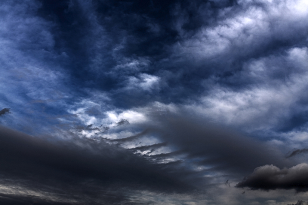 今日の空