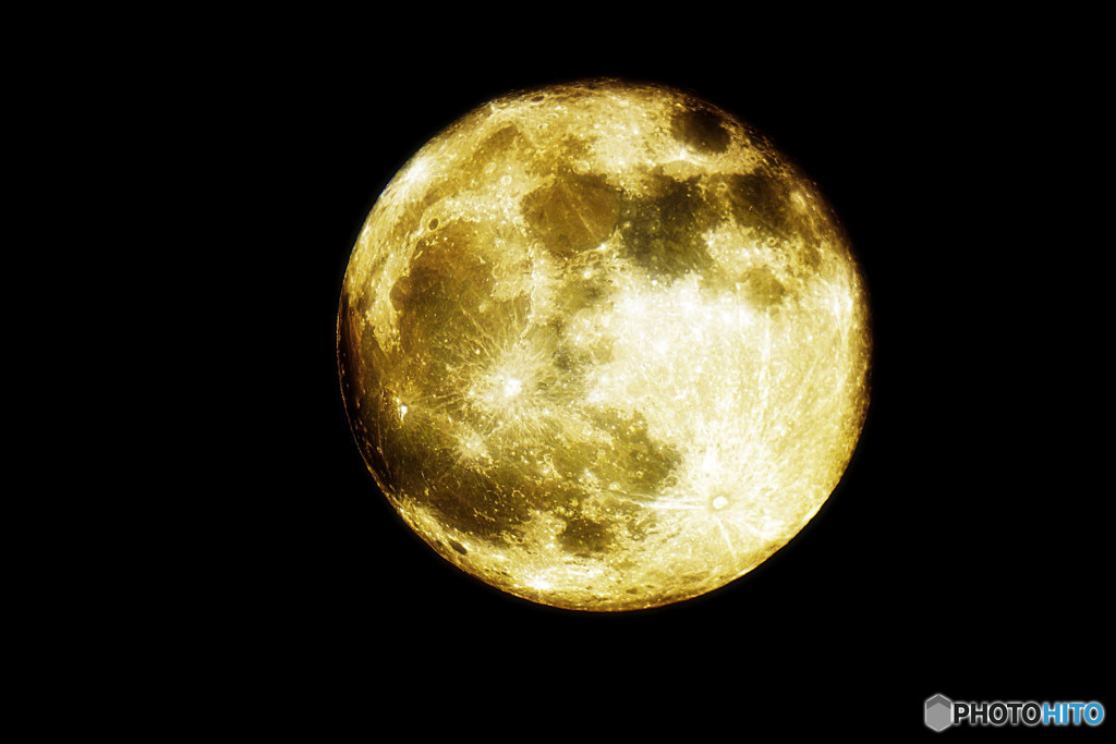  Gold Moon