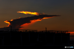 鋭利な夕雲