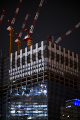 建設中μ