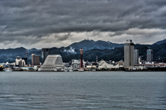 雨の神戸