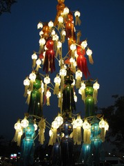 チェンマイの灯篭祭り