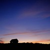 山小屋の夕日