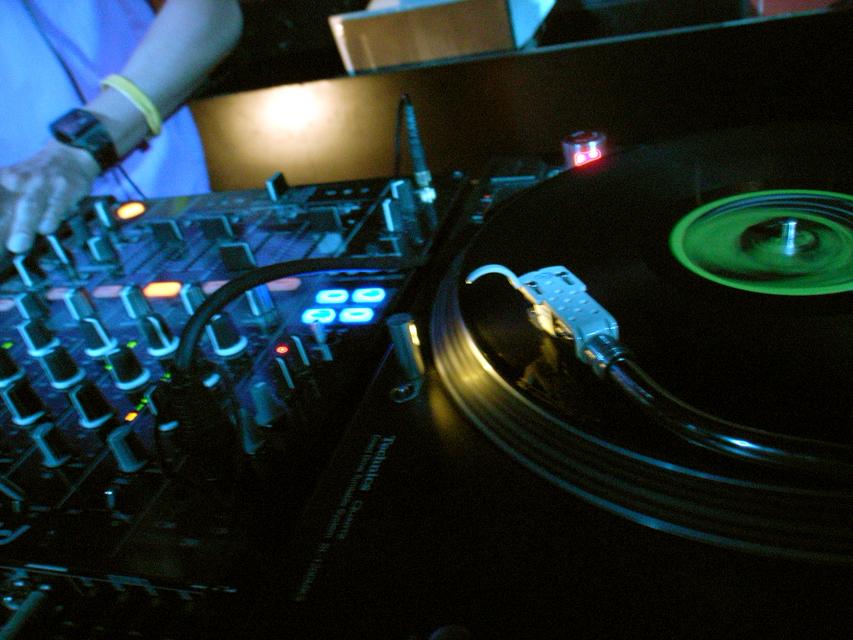 house music!!