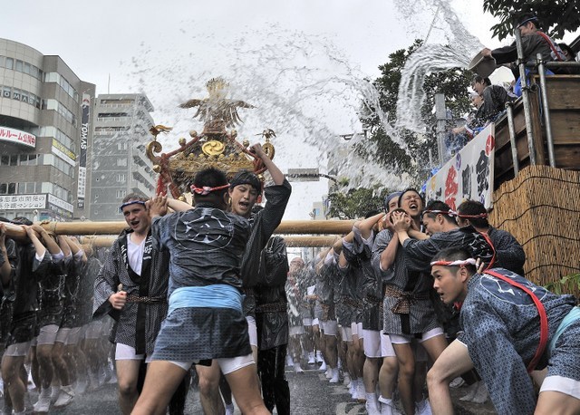 男の祭り