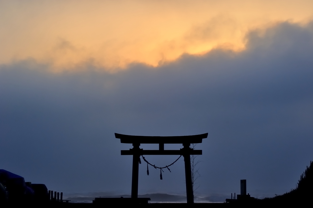 嵐の夜明け