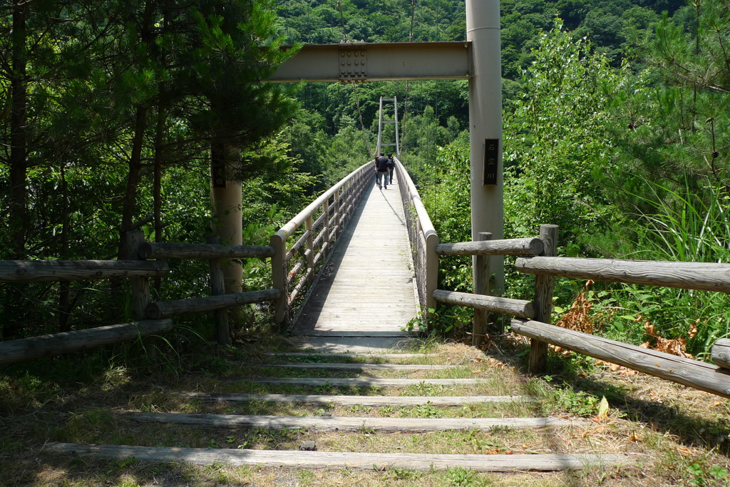 精進ガ滝の吊り橋