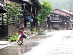 雨の配達