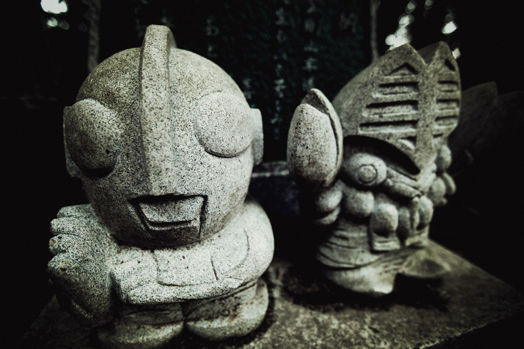 石になったウルトラマン