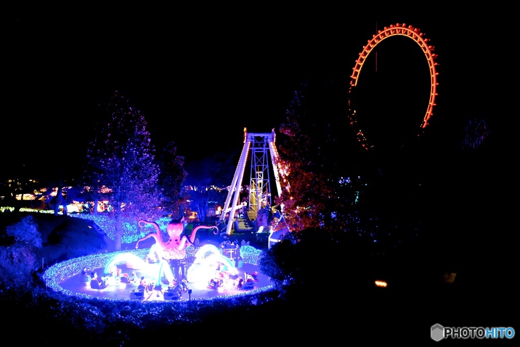 夜の遊園地