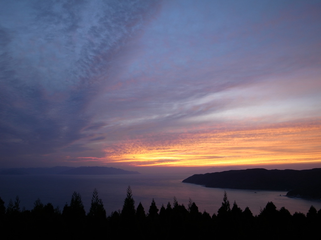 夕暮れの海