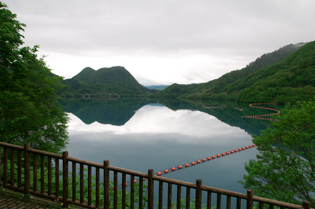 山裾の春