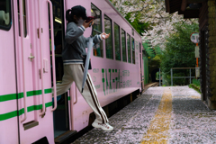 桜色の駅にようこそ