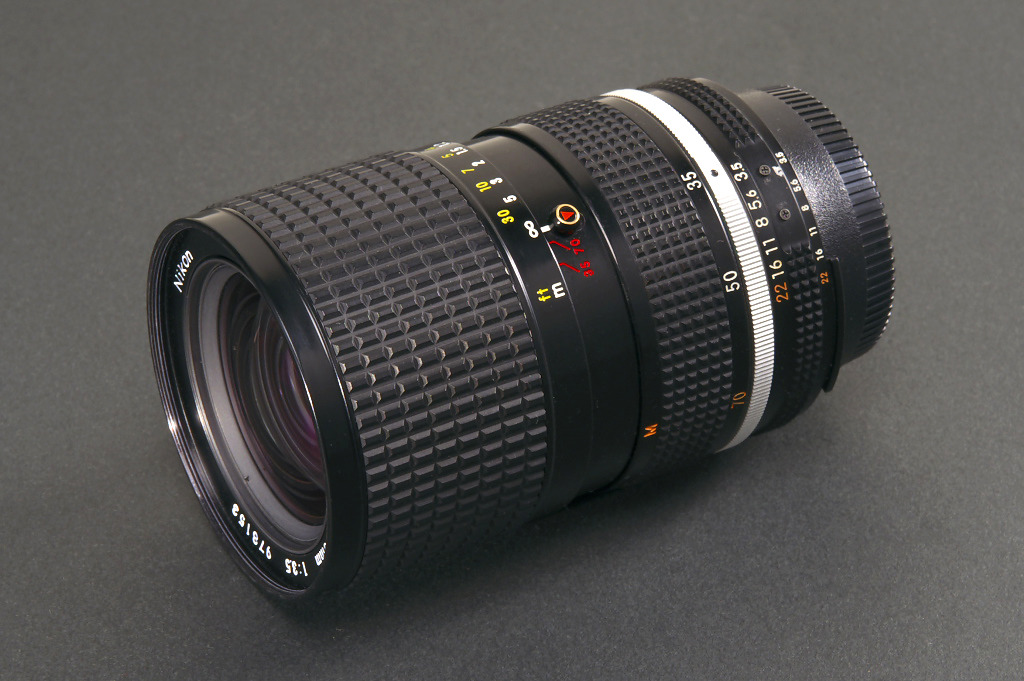 Ai Zoom Nikkor 35-70mm F3.5S