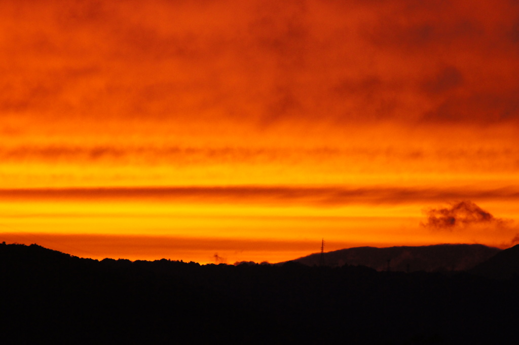 オレンジ縦線雲