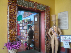 AMATE BOOKS