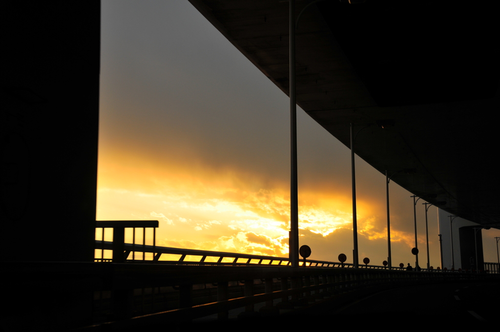 Gold on the bridge