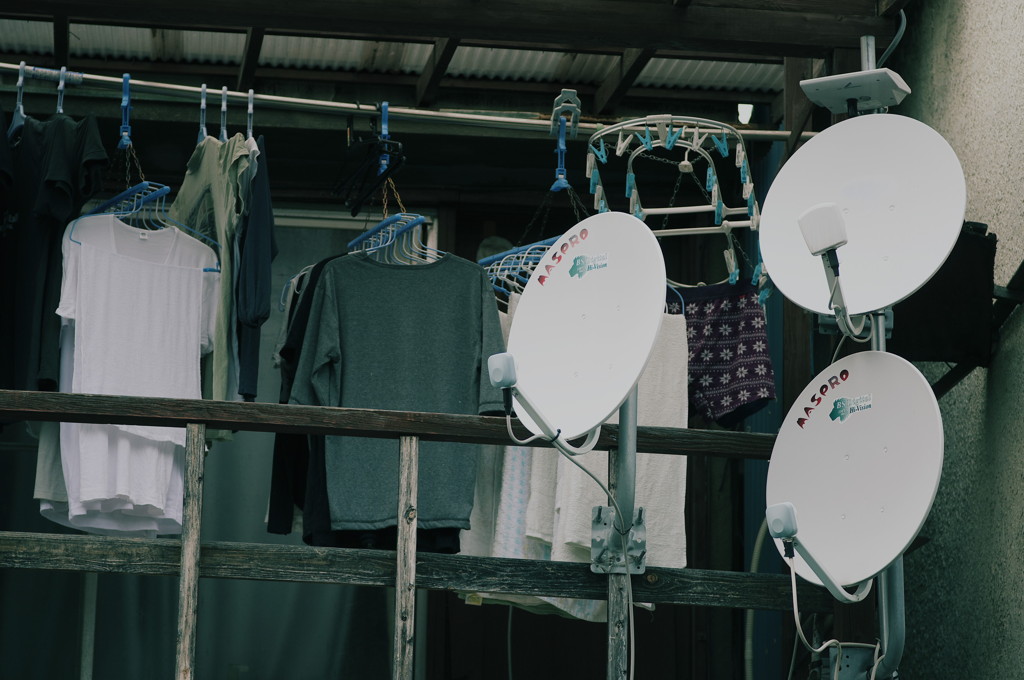 レトロと近代アンテナ