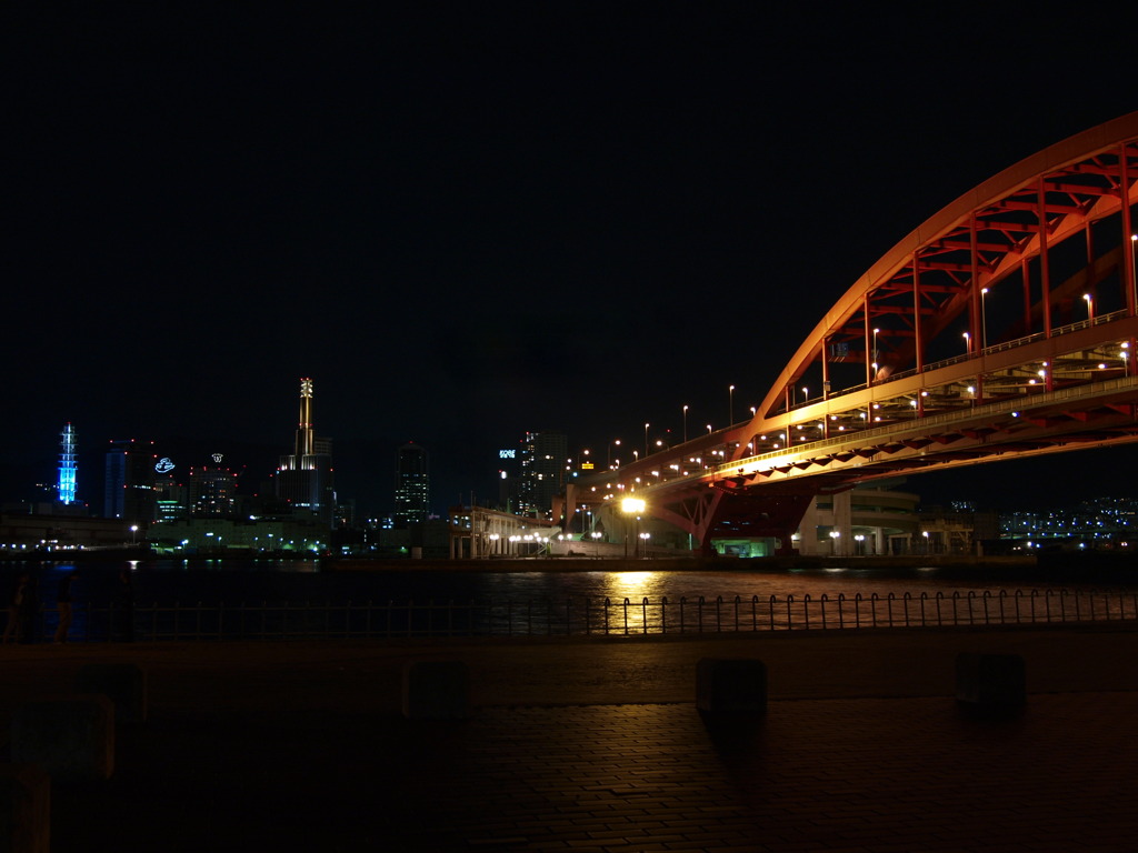神戸大橋と神戸の街