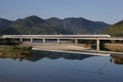 のどかな景色を通過