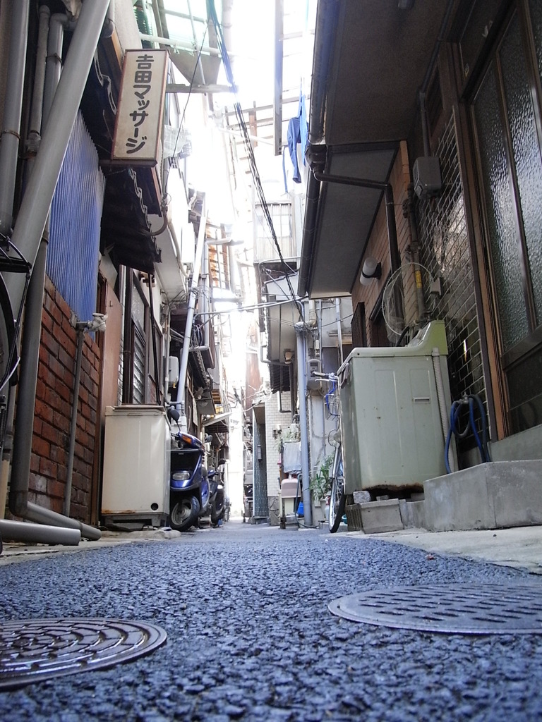 路地裏２