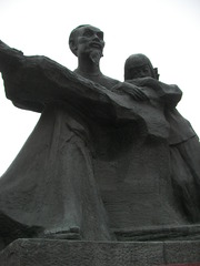 革命家ホー・チ・ミン像