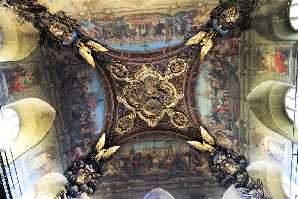 ルーブル美術館
