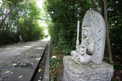 参道とお不動さん