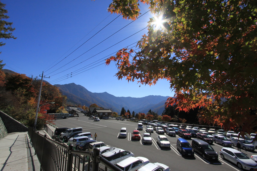 三峰神社の紅葉１４１０３００２