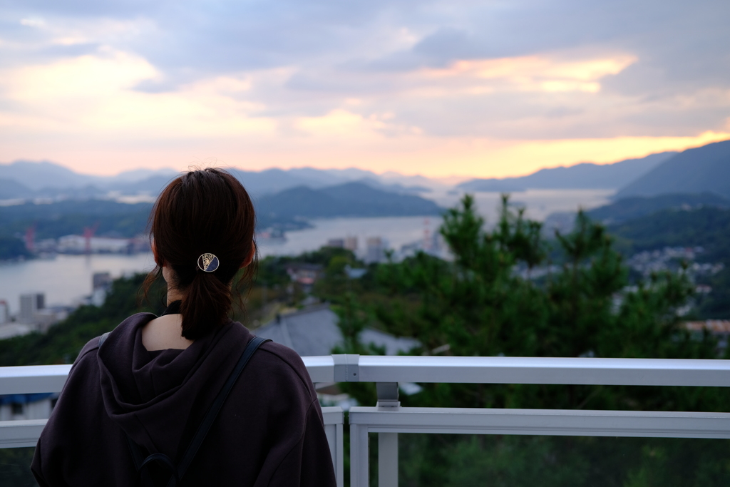背中