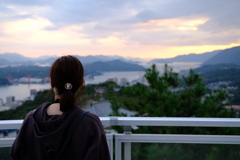 背中