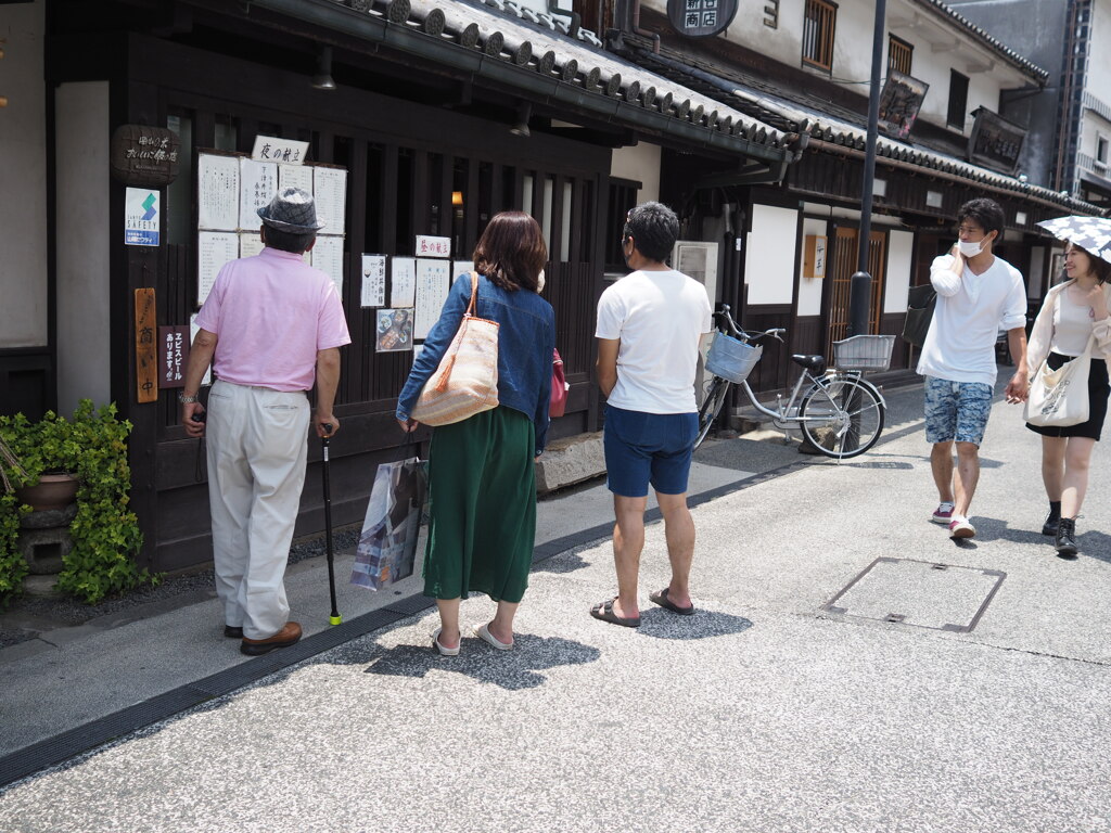 賑わい