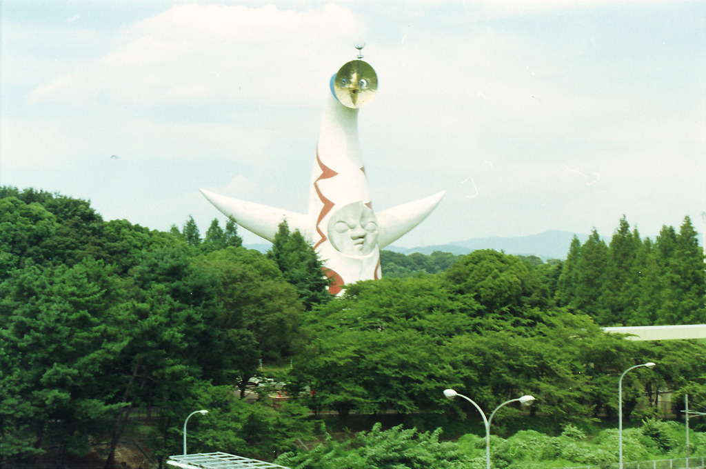 太陽の塔