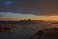 関門海峡の夕陽