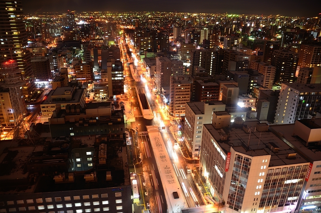 Night view of a white town　～east～