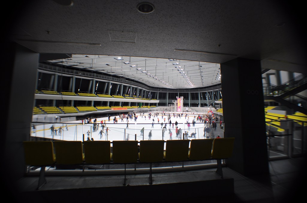 銀盤の上で