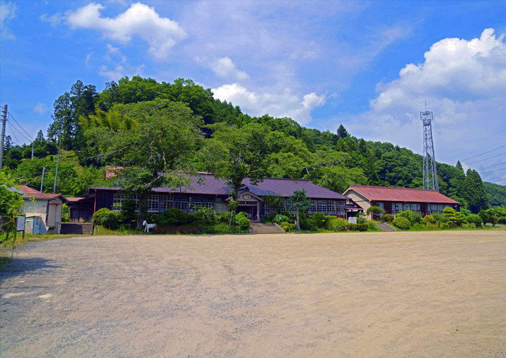 真夏の小学校