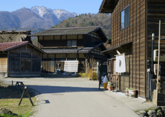 世界遺産と雪山