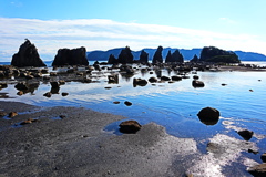 橋杭岩